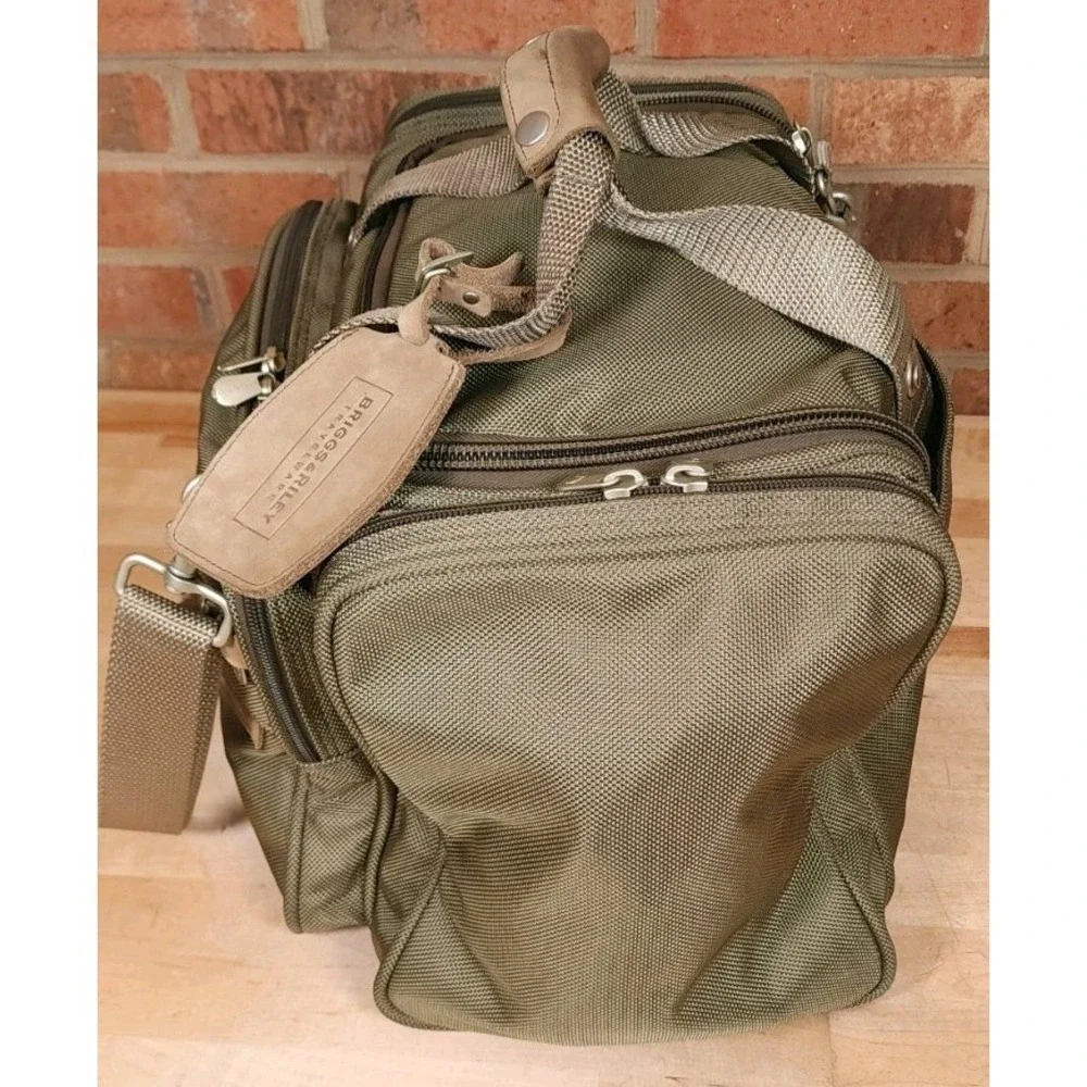 Briggs & Riley Baseline Travelware Nylon Cabin Duffle Bag 16 Inch Olive Green